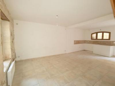 For rent Aramon 3 rooms 67 m2 Gard (30390) photo 2