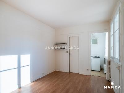 Louer Appartement 22 m2 Paris-15eme-arrondissement