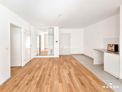 For rent Rueil-malmaison 2 rooms 41 m2 Hauts de Seine (92500) photo 4