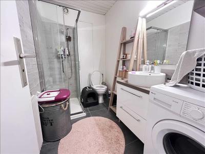 For rent Bordeaux 1 room 25 m2 Gironde (33000) photo 3