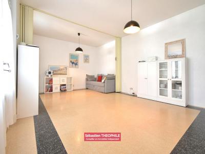 For sale Saint-gilles-croix-de-vie 3 rooms 91 m2 Vendee (85800) photo 3