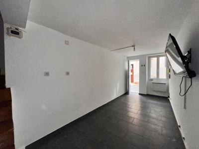 For sale Agen 3 rooms 44 m2 Lot et garonne (47000) photo 2
