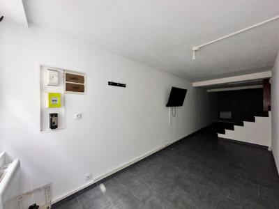 For sale Agen 3 rooms 44 m2 Lot et garonne (47000) photo 3