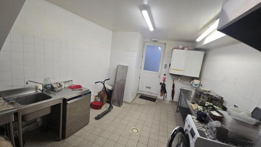 For sale Dreux 6 rooms 210 m2 Eure et loir (28100) photo 3