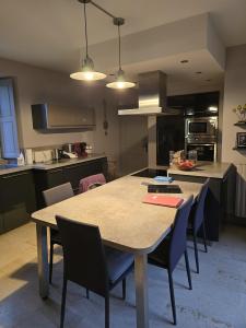 For sale Montreuil-bellay 246 m2 Maine et loire (49260) photo 2
