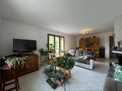 Annonce Vente 10 pices Maison Saint-martin-de-queyrieres 05