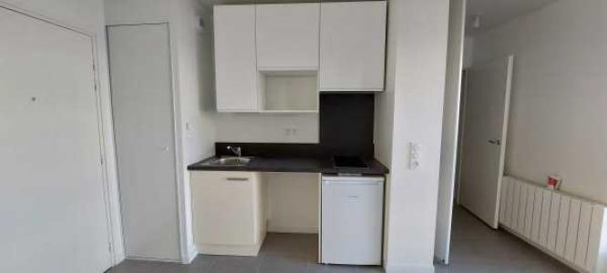 For rent Clermont-ferrand 1 room 27 m2 Puy de dome (63000) photo 0
