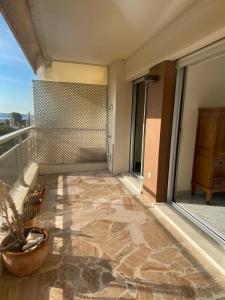 For rent Cannes 2 rooms 56 m2 Alpes Maritimes (06400) photo 2