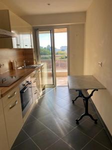 For rent Cannes 2 rooms 56 m2 Alpes Maritimes (06400) photo 4