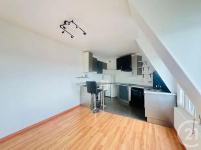 For rent Fontenay-sous-bois 2 rooms 32 m2 Val de Marne (94120) photo 1