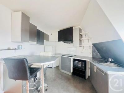 For rent Fontenay-sous-bois 2 rooms 32 m2 Val de Marne (94120) photo 3