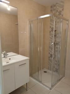 Acheter Appartement Saint-jean-de-niost 252000 euros