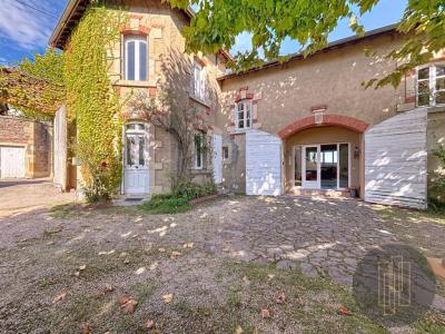 For sale Saint-etienne-des-oullieres 6 rooms 221 m2 Rhone (69460) photo 0