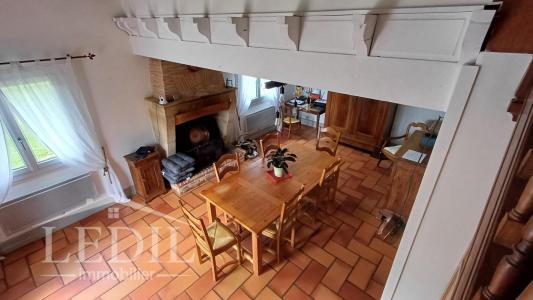 For sale Roaillan 5 rooms 122 m2 Gironde (33210) photo 1