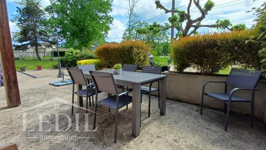 For sale Roaillan 5 rooms 122 m2 Gironde (33210) photo 4
