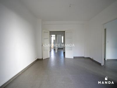 For rent Marseille-8eme-arrondissement 3 rooms 89 m2 Bouches du Rhone (13008) photo 4