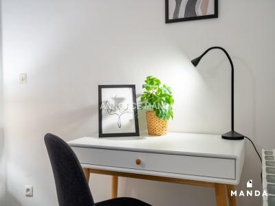 For rent Marseille-1er-arrondissement 2 rooms 57 m2 Bouches du Rhone (13001) photo 4