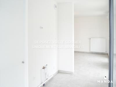 For rent Lyon-8eme-arrondissement 3 rooms 61 m2 Rhone (69008) photo 2