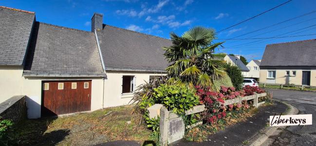 For sale Landivisiau 4 rooms 76 m2 Finistere (29400) photo 1