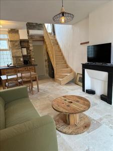For rent Nimes 2 rooms 37 m2 Gard (30000) photo 3