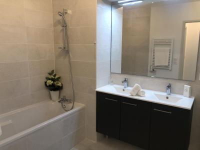 For sale Hyeres 4 rooms 94 m2 Var (83400) photo 3