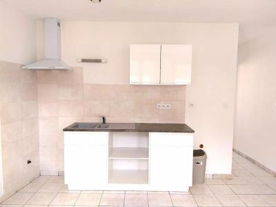 For sale Clermont-l'herault 2 rooms 37 m2 Herault (34800) photo 1