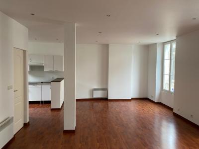 For sale Montargis 10 rooms 236 m2 Loiret (45200) photo 1