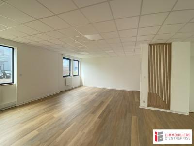 For rent Pace 252 m2 Ille et vilaine (35740) photo 0