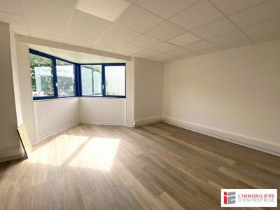 For rent Pace 252 m2 Ille et vilaine (35740) photo 4