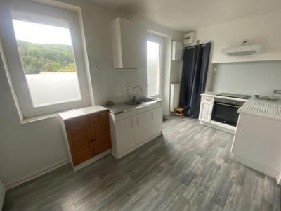 For rent Creusot 4 rooms 95 m2 Saone et loire (71200) photo 2