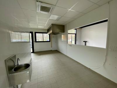 For sale Pian-medoc 84 m2 Gironde (33290) photo 1