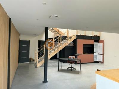 For rent Beychac-et-caillau 222 m2 Gironde (33750) photo 2