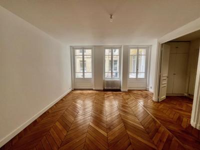Annonce Location 4 pices Appartement Paris-17eme-arrondissement 75