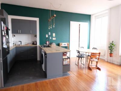 Louer Appartement 82 m2 Saint-etienne