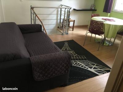 For rent Paris-18eme-arrondissement 2 rooms 40 m2 Paris (75018) photo 0