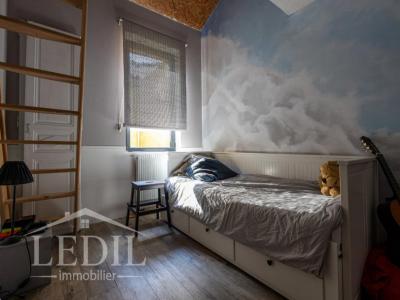 For sale Agen 5 rooms 121 m2 Lot et garonne (47000) photo 3