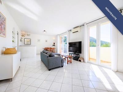 For sale Marseille-11eme-arrondissement 4 rooms 87 m2 Bouches du Rhone (13011) photo 0