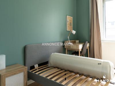 For rent Lyon-8eme-arrondissement 6 rooms 11 m2 Rhone (69008) photo 1