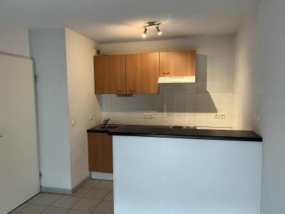 For rent Fargues-saint-hilaire 2 rooms 31 m2 Gironde (33370) photo 4