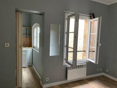 For rent Bordeaux 1 room 25 m2 Gironde (33000) photo 0