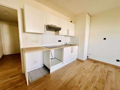 For sale Carcassonne 3 rooms 55 m2 Aude (11000) photo 2
