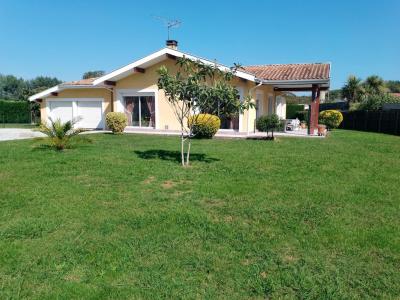 For sale Dax 4 rooms 117 m2 Landes (40100) photo 0