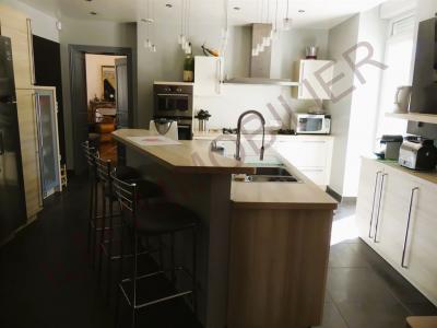 Acheter Prestige Escolives-sainte-camille 445200 euros