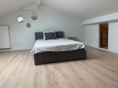 For rent Lyon-8eme-arrondissement 8 rooms 110 m2 Rhone (69008) photo 4