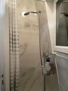 Louer Appartement Paris-10eme-arrondissement 844 euros