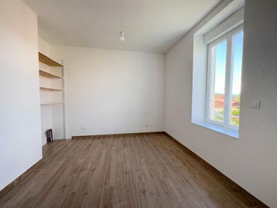 For rent Riorges 4 rooms 78 m2 Loire (42153) photo 3