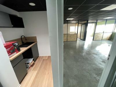 Annonce Location Bureau Carbon-blanc 33