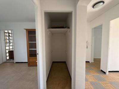 For sale Marseille-9eme-arrondissement 3 rooms 48 m2 Bouches du Rhone (13009) photo 3