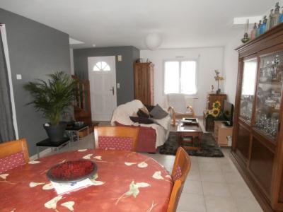 For rent Reze 4 rooms 97 m2 Loire atlantique (44400) photo 2