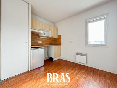 For sale Nantes 2 rooms 46 m2 Loire atlantique (44200) photo 2